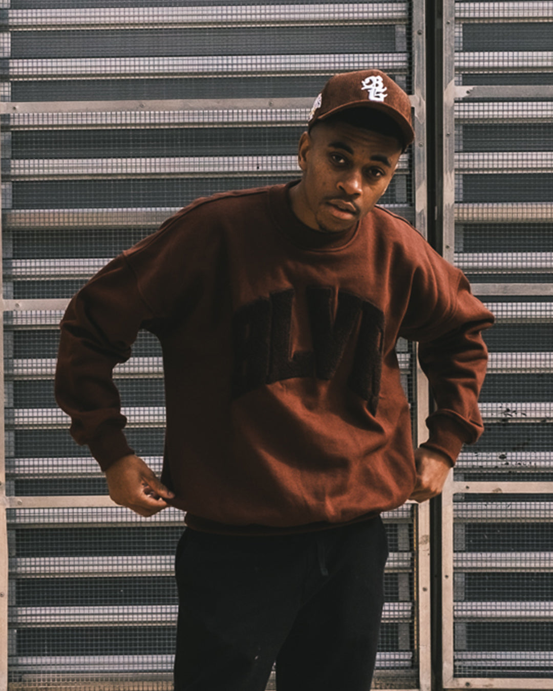 BLVR SWEATSHIRT - COFFEE BROWN